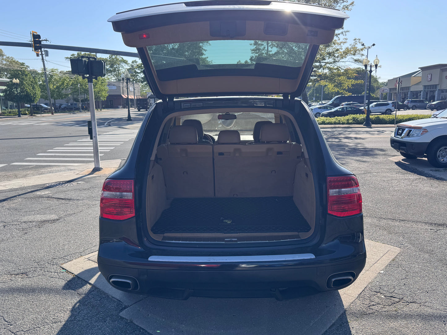 2009 PORSCHE CAYENNE V6 4D SUV