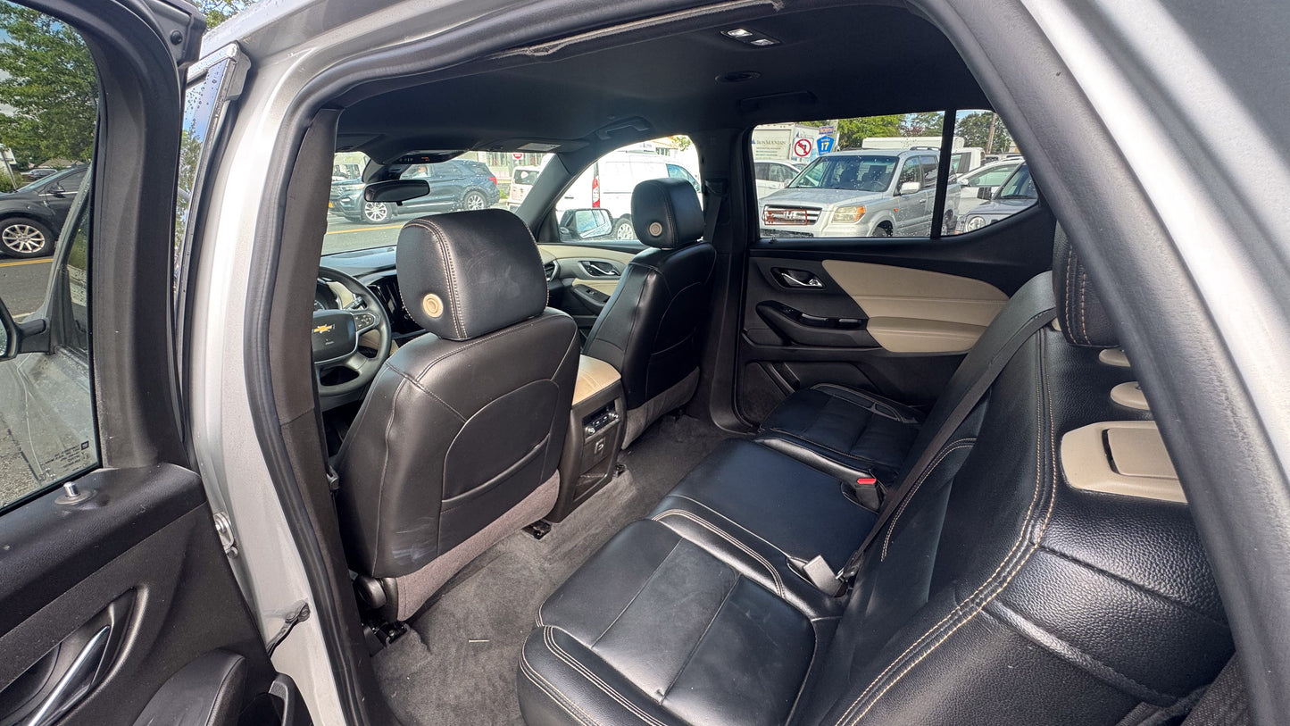 2022 Chevrolet Traverse LS