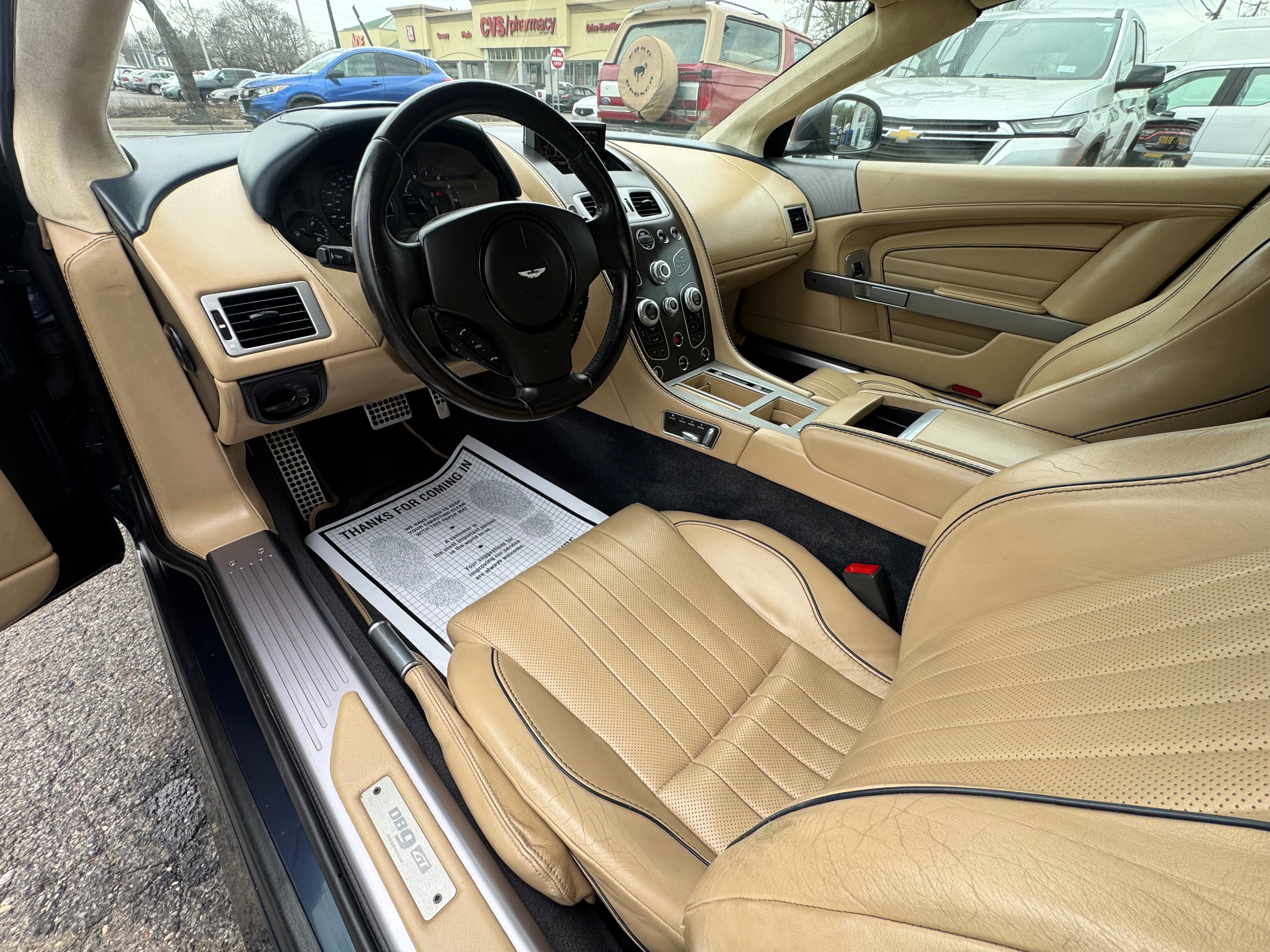 2016 Aston Martin Db9 GT